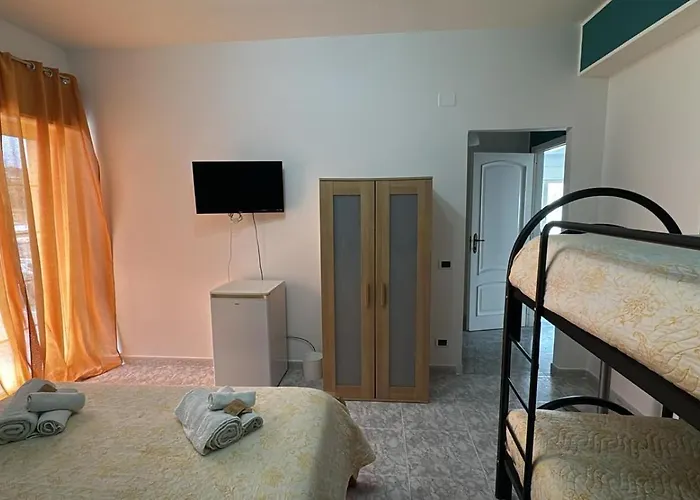 Couette-café Rosy House Scalea