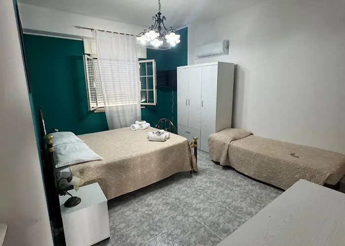 Couette-café Rosy House Scalea